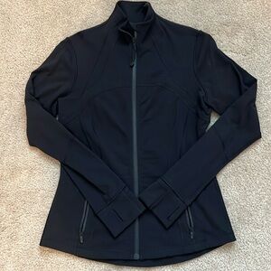 Women’s Lululemon soft jacket - Size 10